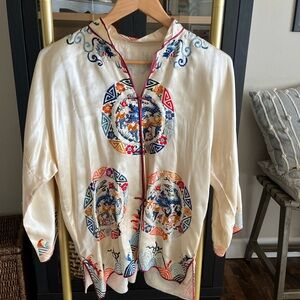 Vintage Chinese embroidered mandarin collar kimono style jacket